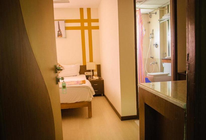 Hotel Sai Orbit Serviced Apartments Porur 5