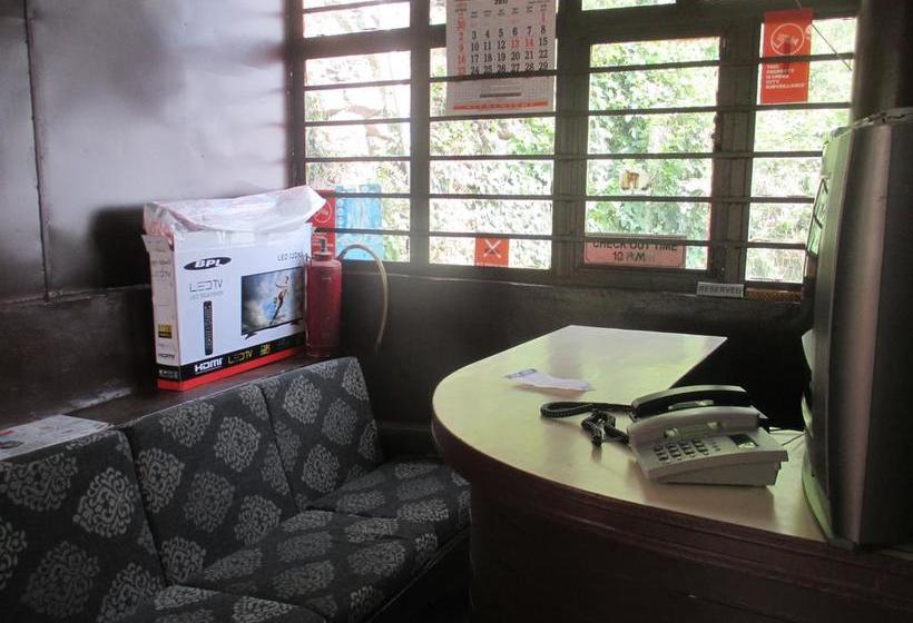 Hotel Knaukin House 10