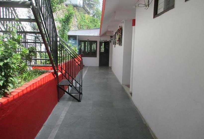 Hotel Knaukin House 16