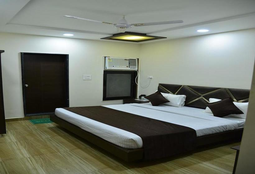 Hotel Siddhi Vinayak 10