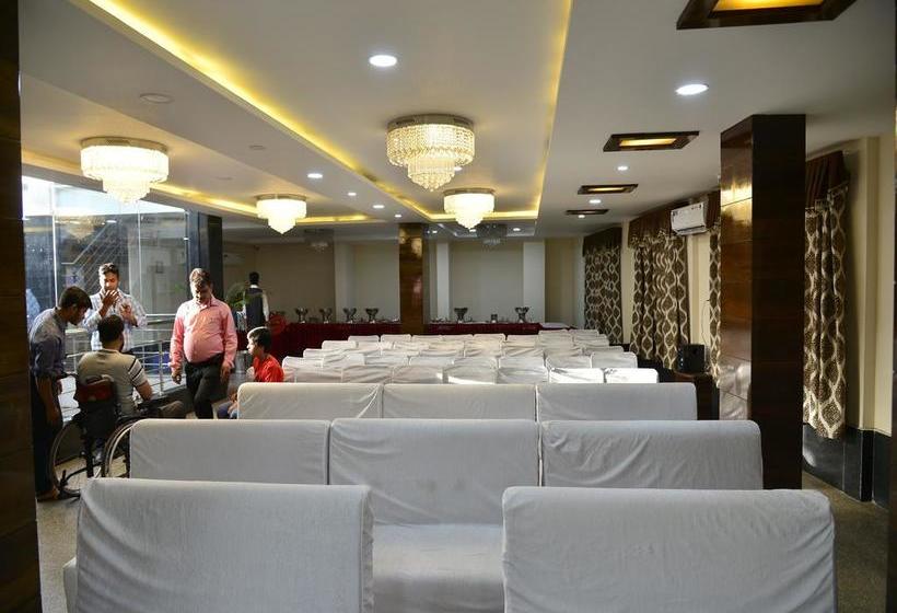 Hotel Siddhi Vinayak 16