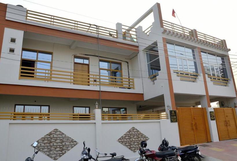 Hotel Oyo 7441 Impact Associates 1