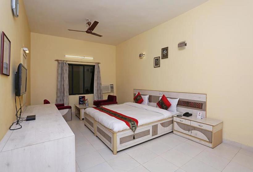 Hotel Oyo 4230 Richi Regency 1 14