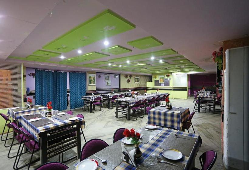 Hotel Oyo 4230 Richi Regency 1 6