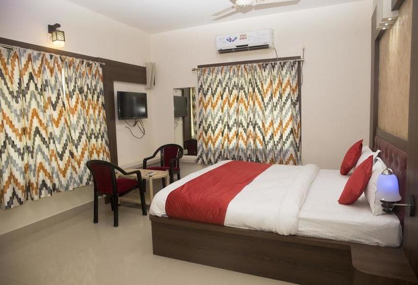 Hotel Oyo 3904 Home Stay Tara Palace 3