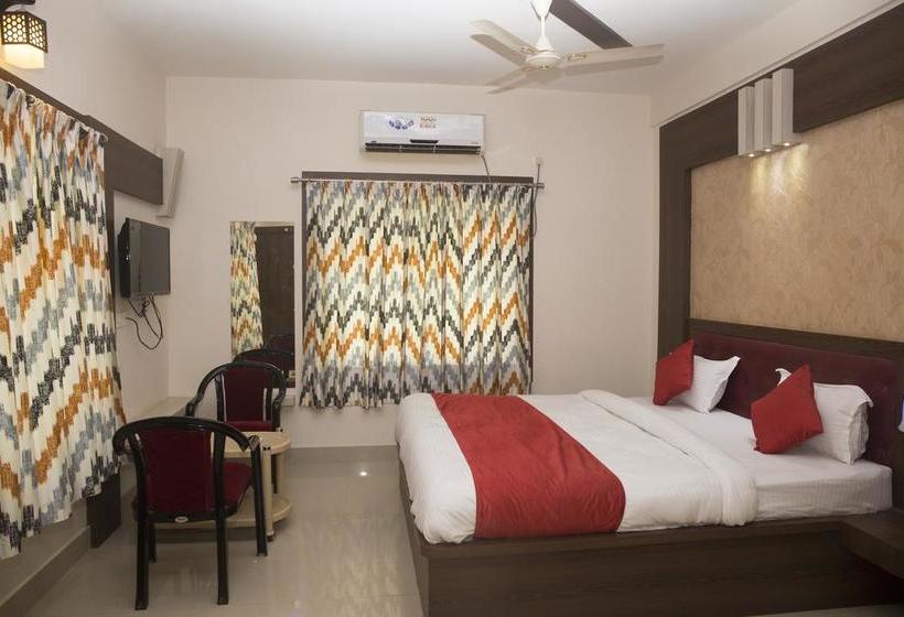 Hotel Oyo 3904 Home Stay Tara Palace 4