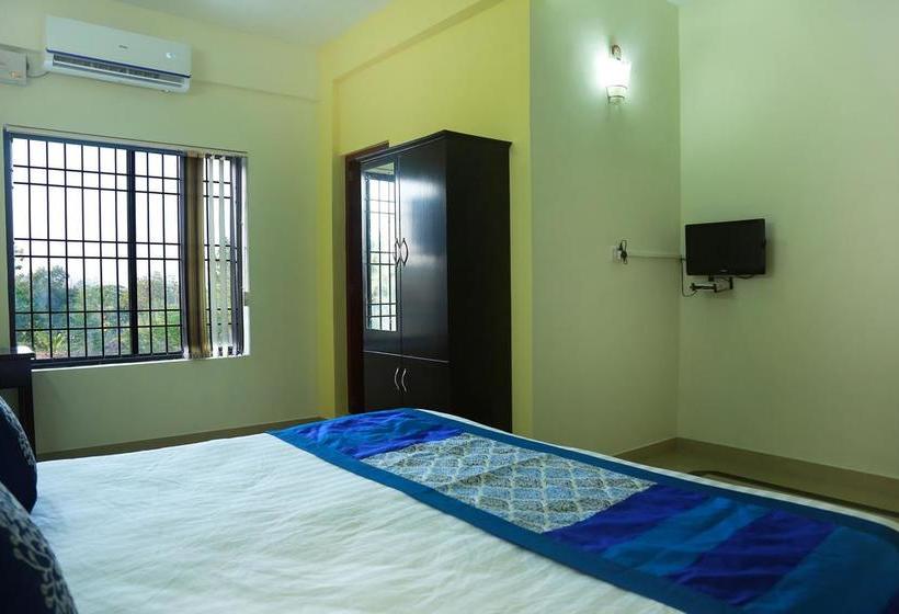 Hotel Oyo 8273 Diamond Inn 11