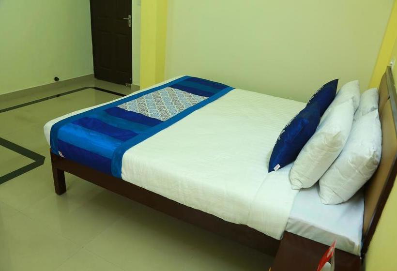 Hotel Oyo 8273 Diamond Inn 13