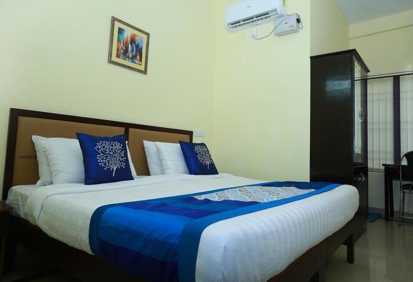 Hotel Oyo 8273 Diamond Inn 2