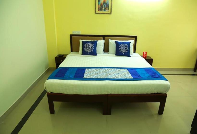 Hotel Oyo 8273 Diamond Inn 9