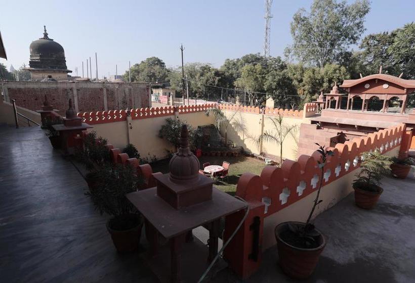 Hotel Monarch Rama Palace 11