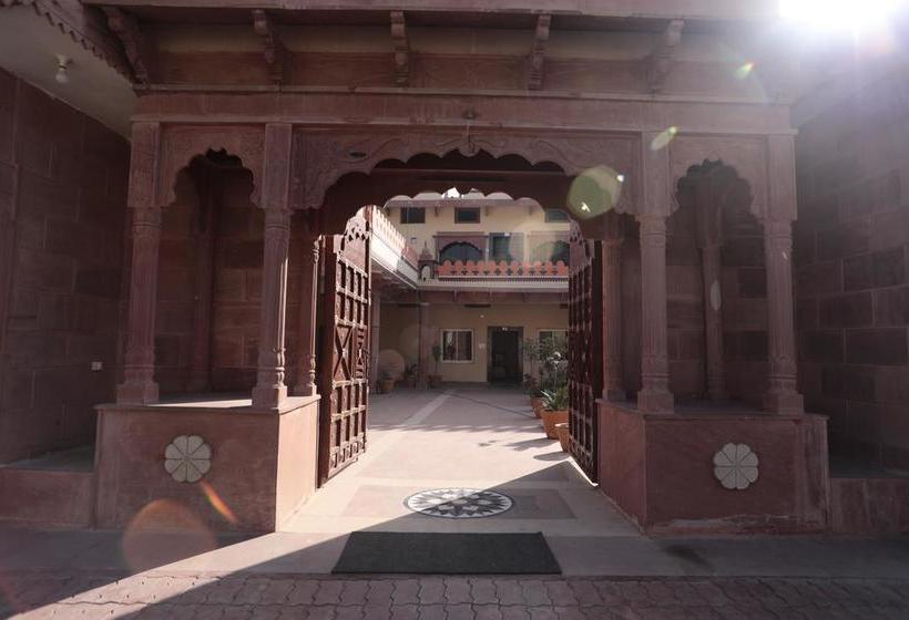 Hotel Monarch Rama Palace 13