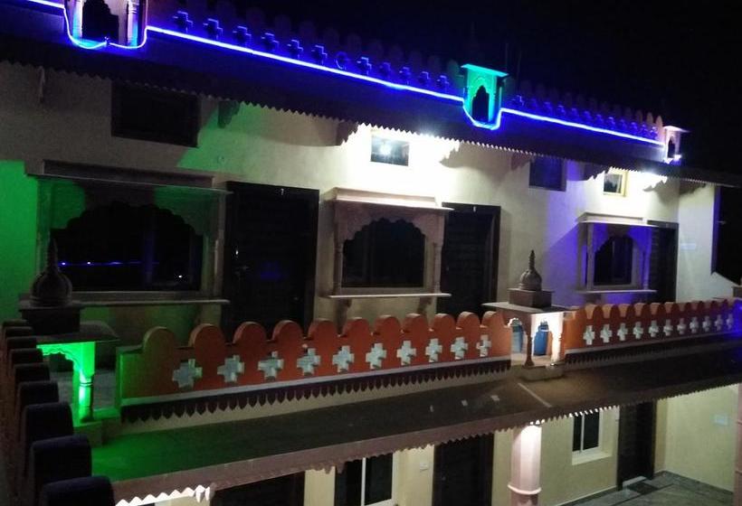 Hotel Monarch Rama Palace 18