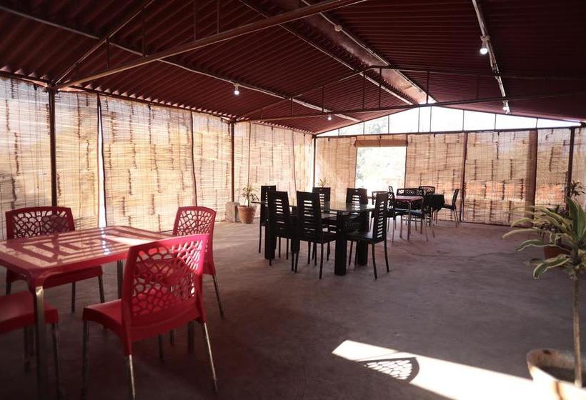 Hotel Monarch Rama Palace 3