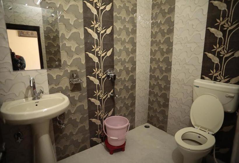 Hotel Monarch Rama Palace 6