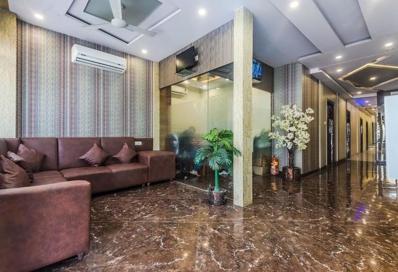 Hotel Oyo 8193 Pearl View 4