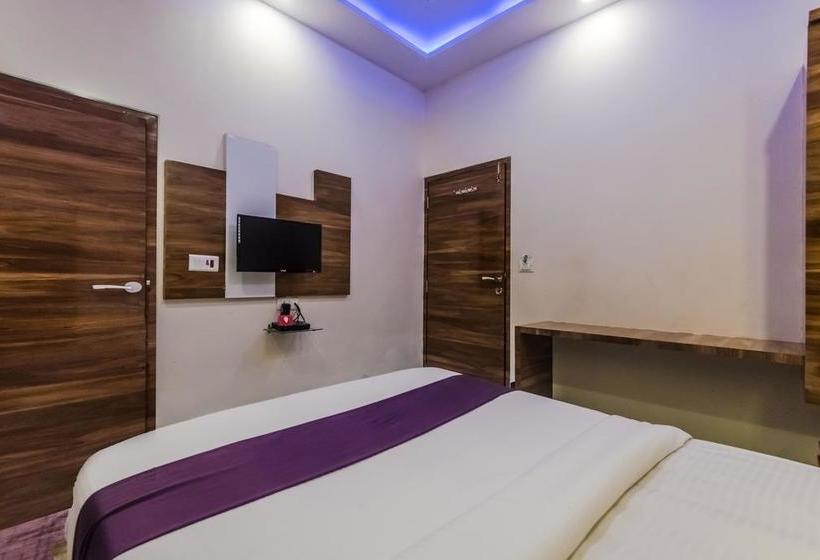 Hotel Oyo 8193 Pearl View 9