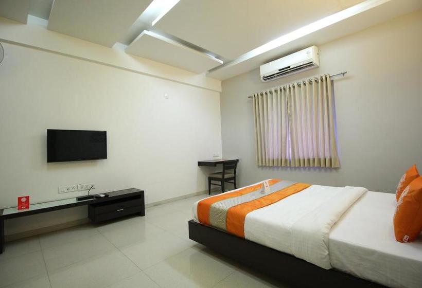 Hotel Oyo 5054 Sunnstep Club 11