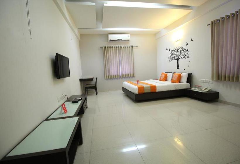 Hotel Oyo 5054 Sunnstep Club 18