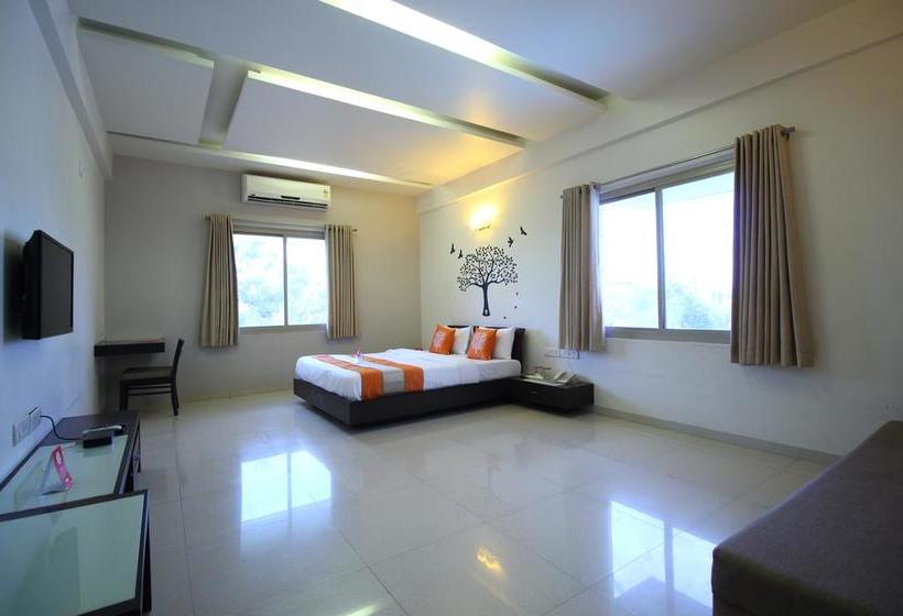 Hotel Oyo 5054 Sunnstep Club 8