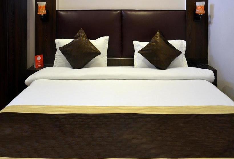 Hotel Oyo 4530 Gazal Residency 8