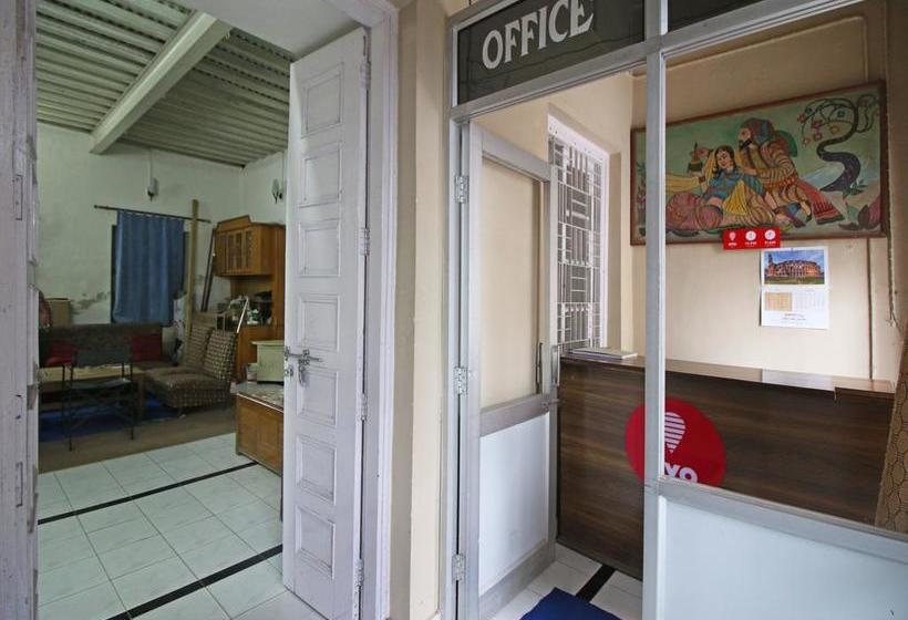 Hotel Oyo 5962 Home Stay Barlow Villa 4