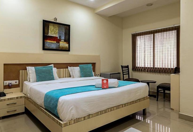 Hotel Oyo 6433 Check Inn 17