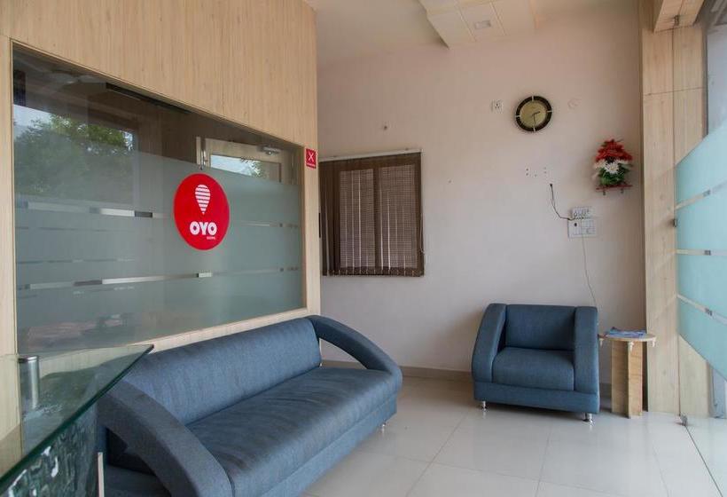 Hotel Oyo 6433 Check Inn 2