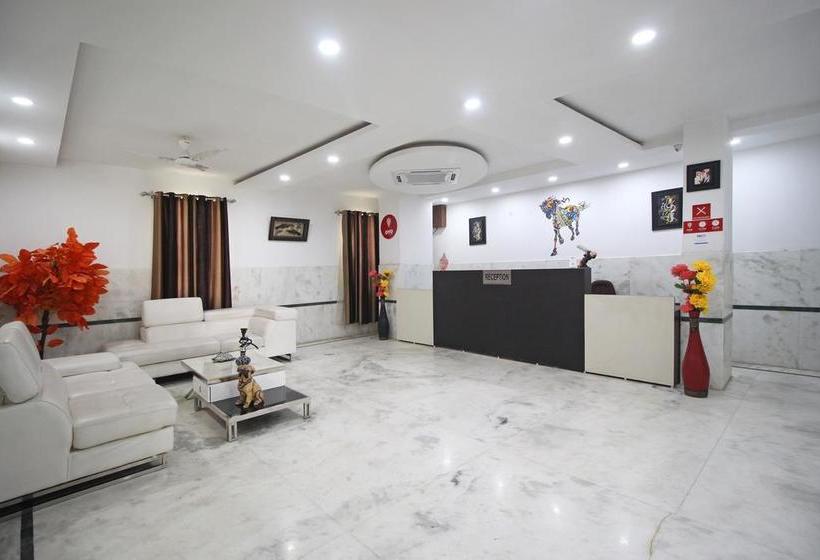 Hotel Oyo 6340 Glorify Stay 3 1