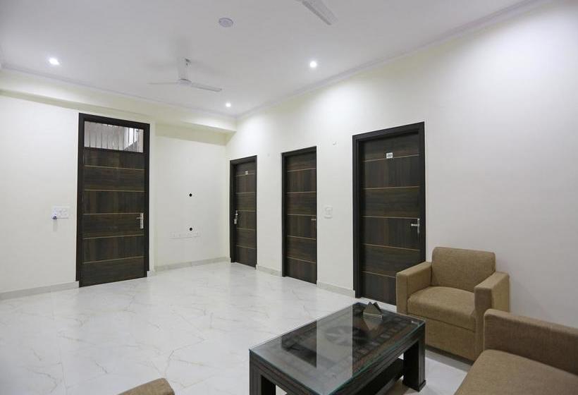 Hotel Oyo 6812 Aruma Residency 18