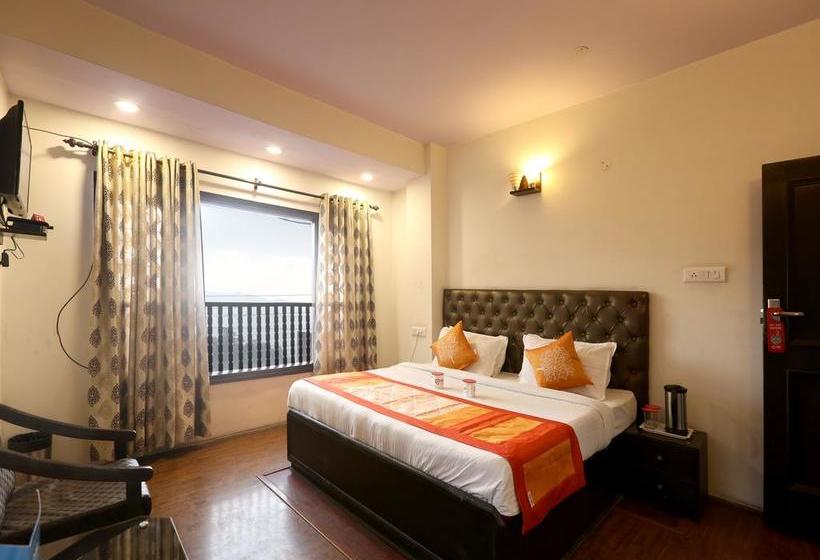 Hotel Oyo 3538 Mahamaya 7