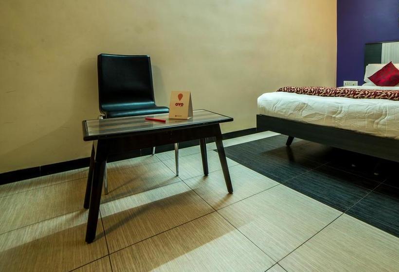 Hotel Oyo 4501 Keerthi 8