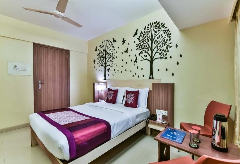 Hotel Oyo 3989 New Kuber S Residency 11