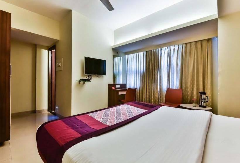 Hotel Oyo 3989 New Kuber S Residency 6