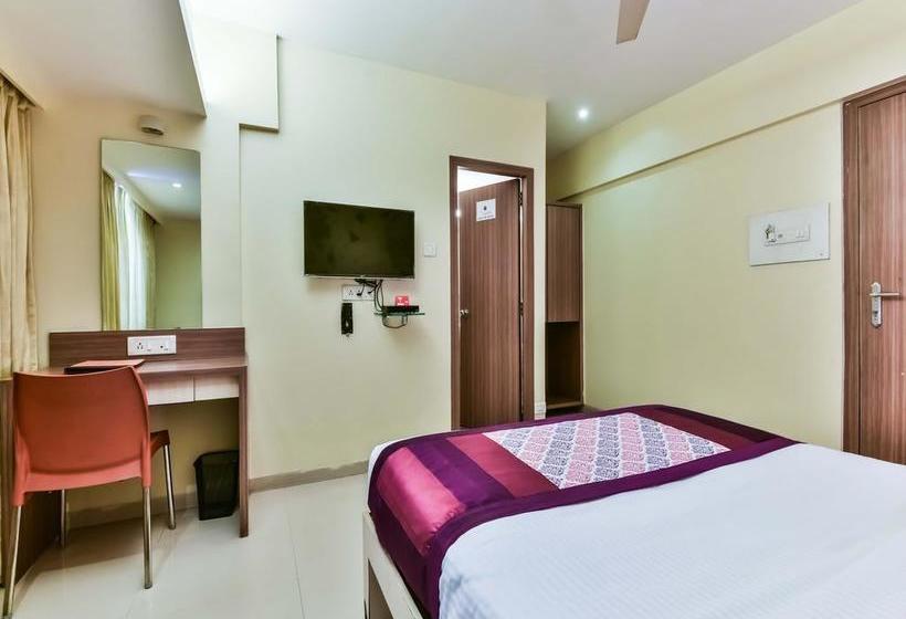 Hotel Oyo 3989 New Kuber S Residency 9