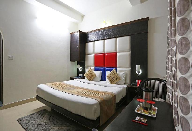 Hotel Oyo 4451 Super Mall Residency 10