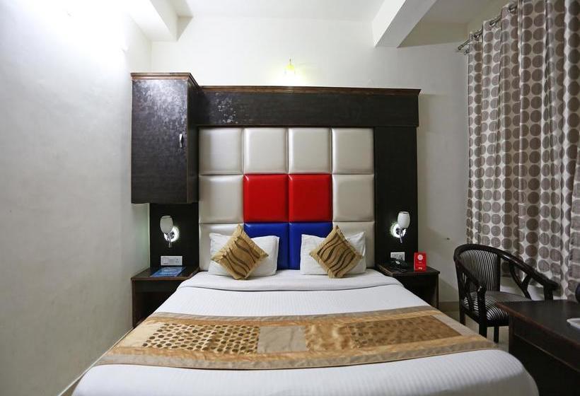 Hotel Oyo 4451 Super Mall Residency 11