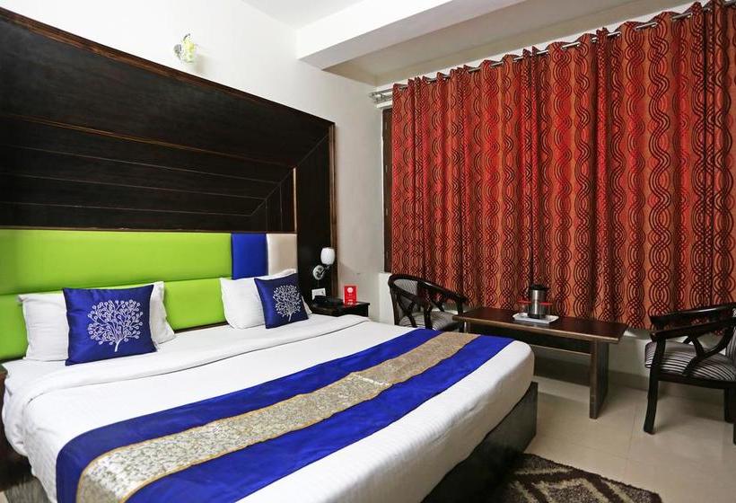 Hotel Oyo 4451 Super Mall Residency 3