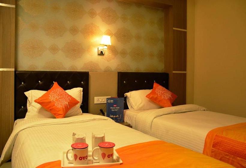 Hotel Oyo 4240 S J International 15