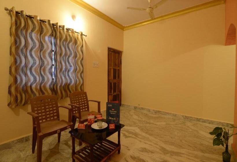 Hôtel Oyo 1964 Apartment Aajo 11