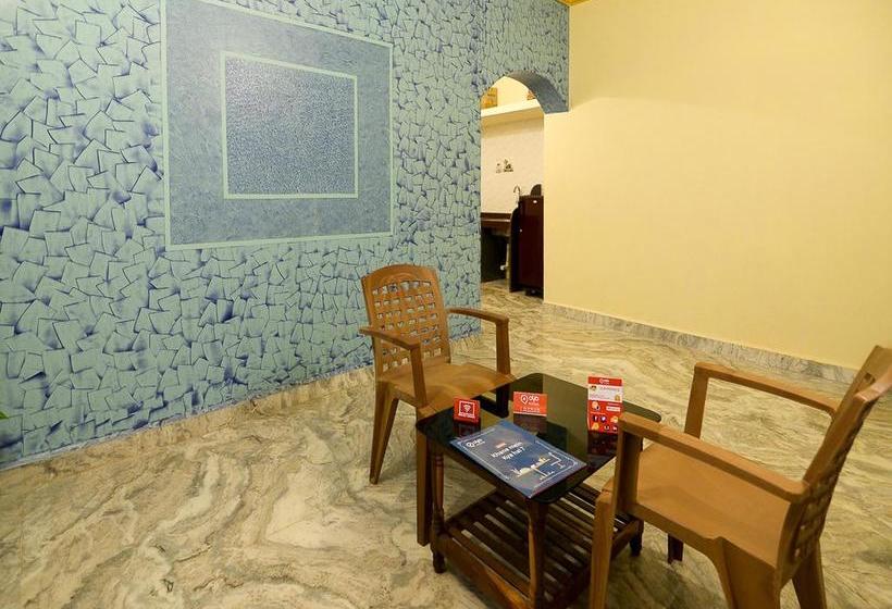 Hôtel Oyo 1964 Apartment Aajo 14