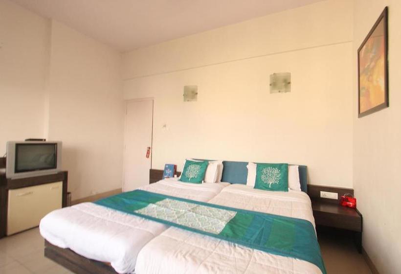 Hotel Oyo 1279 Tex Palazzo 4