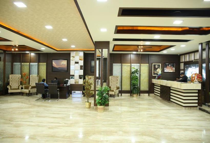 Hotel Continent Panchvati 12