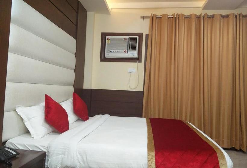 Hotel Continent Panchvati 3