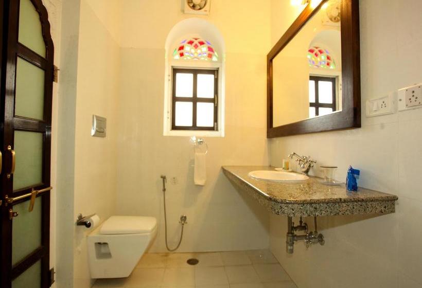 Hotel Oyo 2057 Maharaja Haveli 17