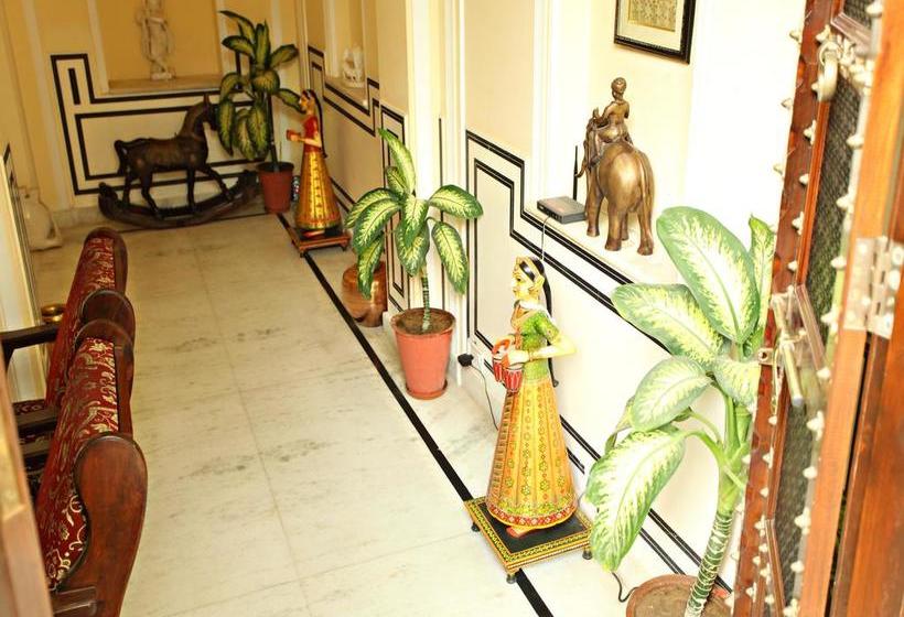 Hotel Oyo 2057 Maharaja Haveli 20