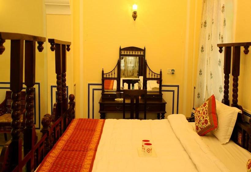 Hotel Oyo 2057 Maharaja Haveli 8