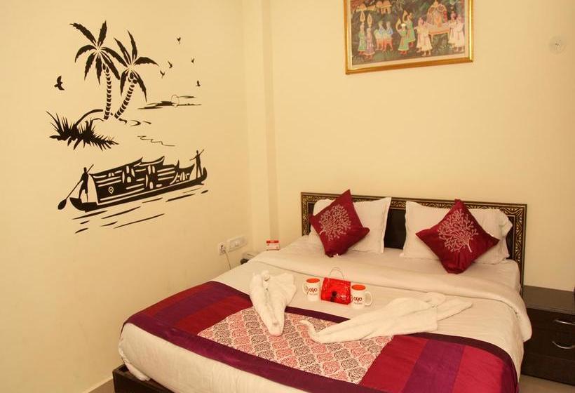 Hotel Oyo 2065 Ashoka Grand 11