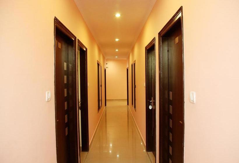 Hotel Oyo 2065 Ashoka Grand 15