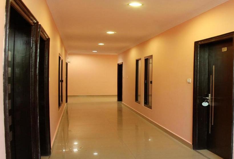 Hotel Oyo 2065 Ashoka Grand 16